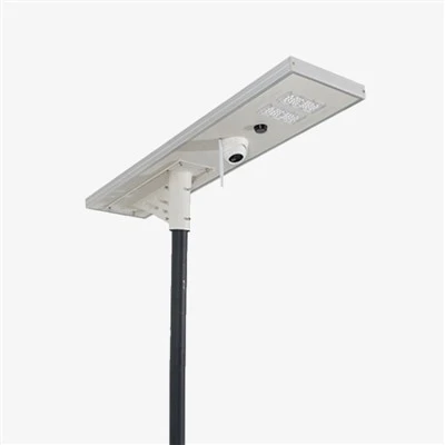 Straatlantaarn op zonne-energie met CCTV-camera